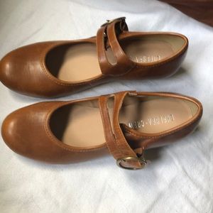 CHESEA.CREW shoes size 7 1/2